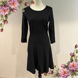 Simply Vera Wang long sleeve fit & flare Black light sweater Dress size medium